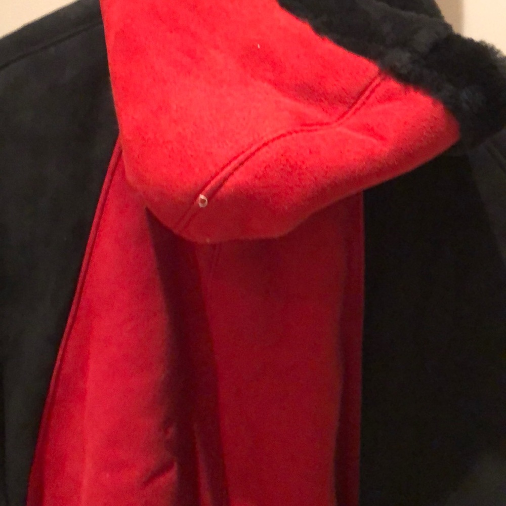 Shearling Cape - Picture 4 of 4